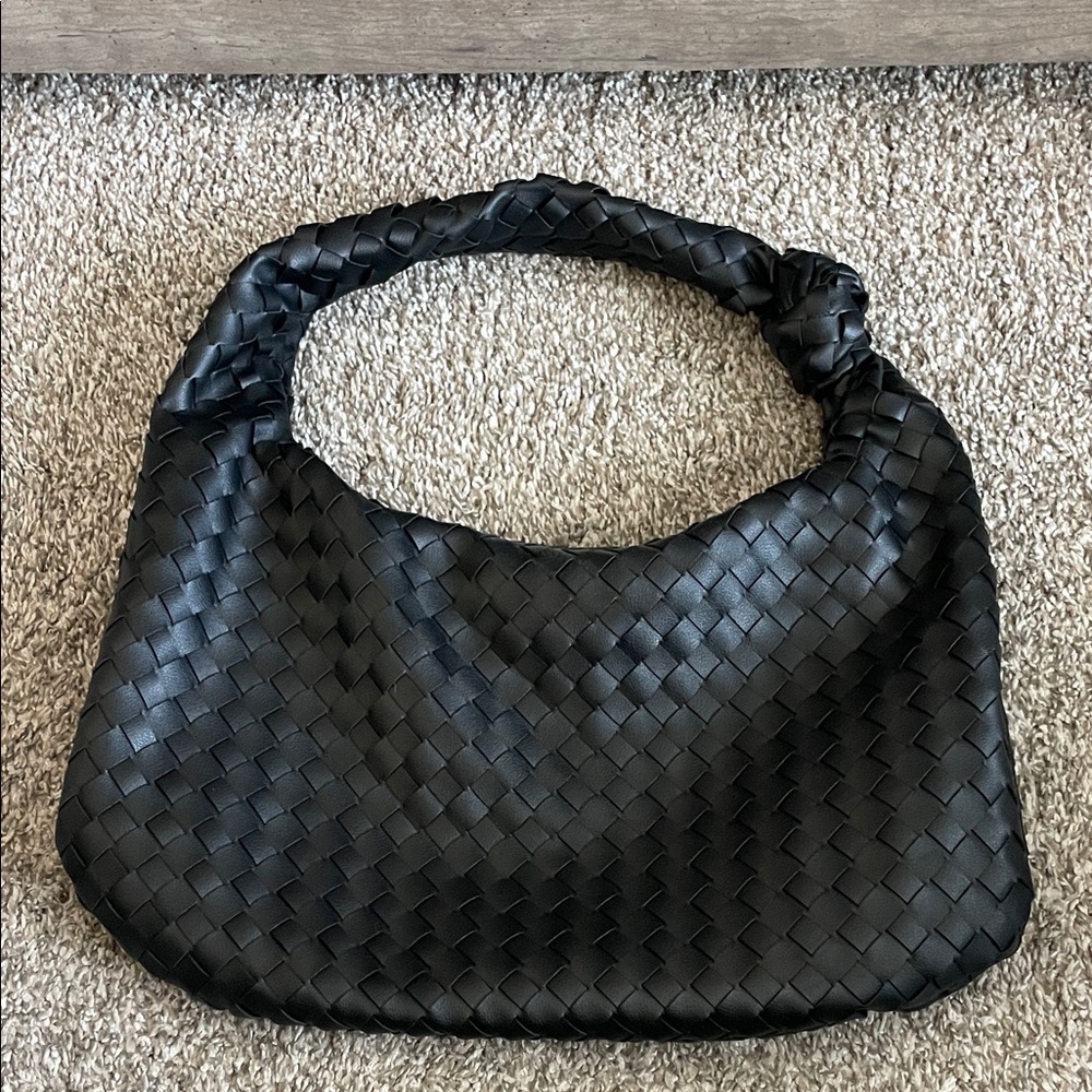 Urban Expressions Black Woven Hobo Bag